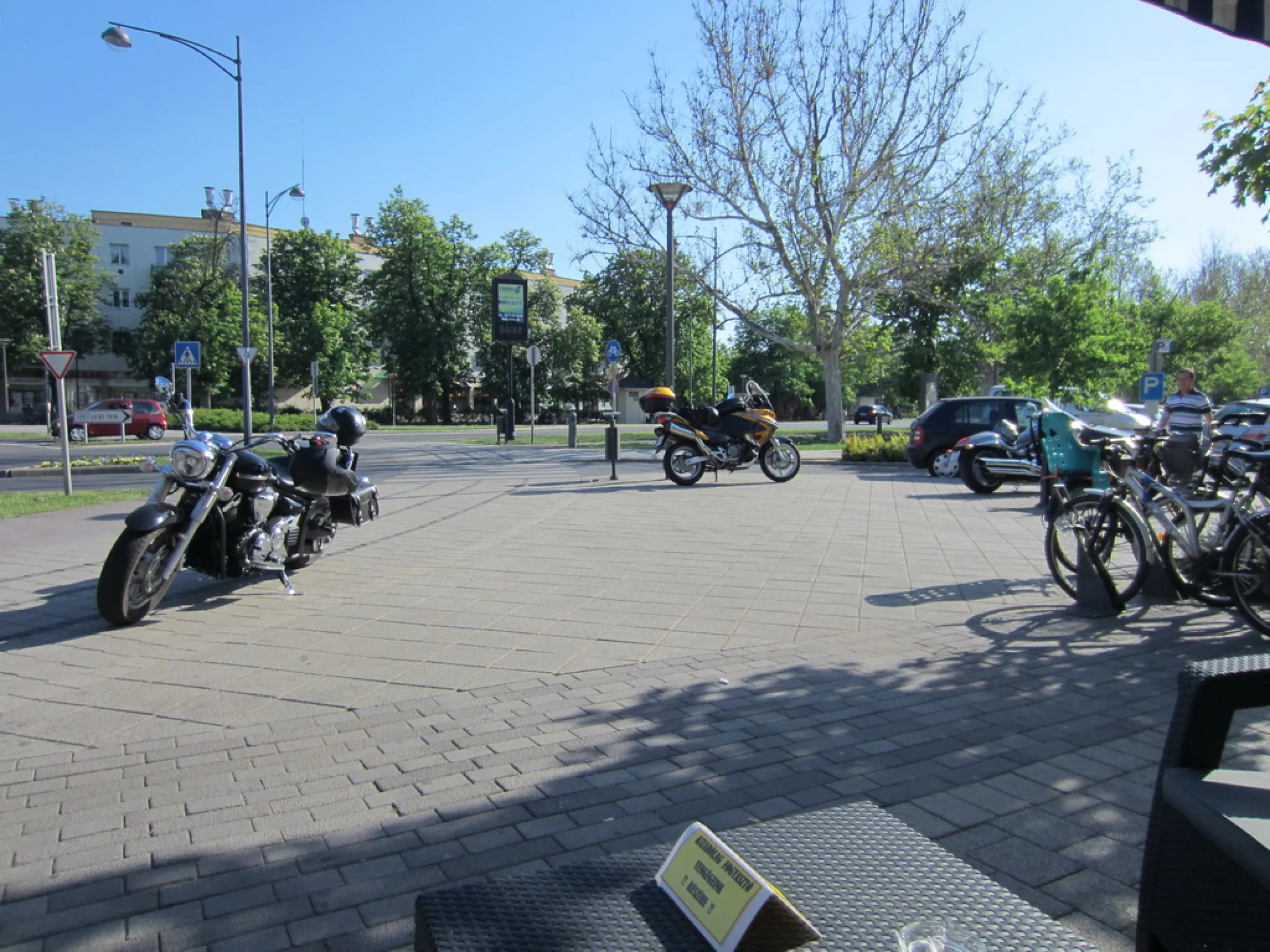 Májusi motorozás
